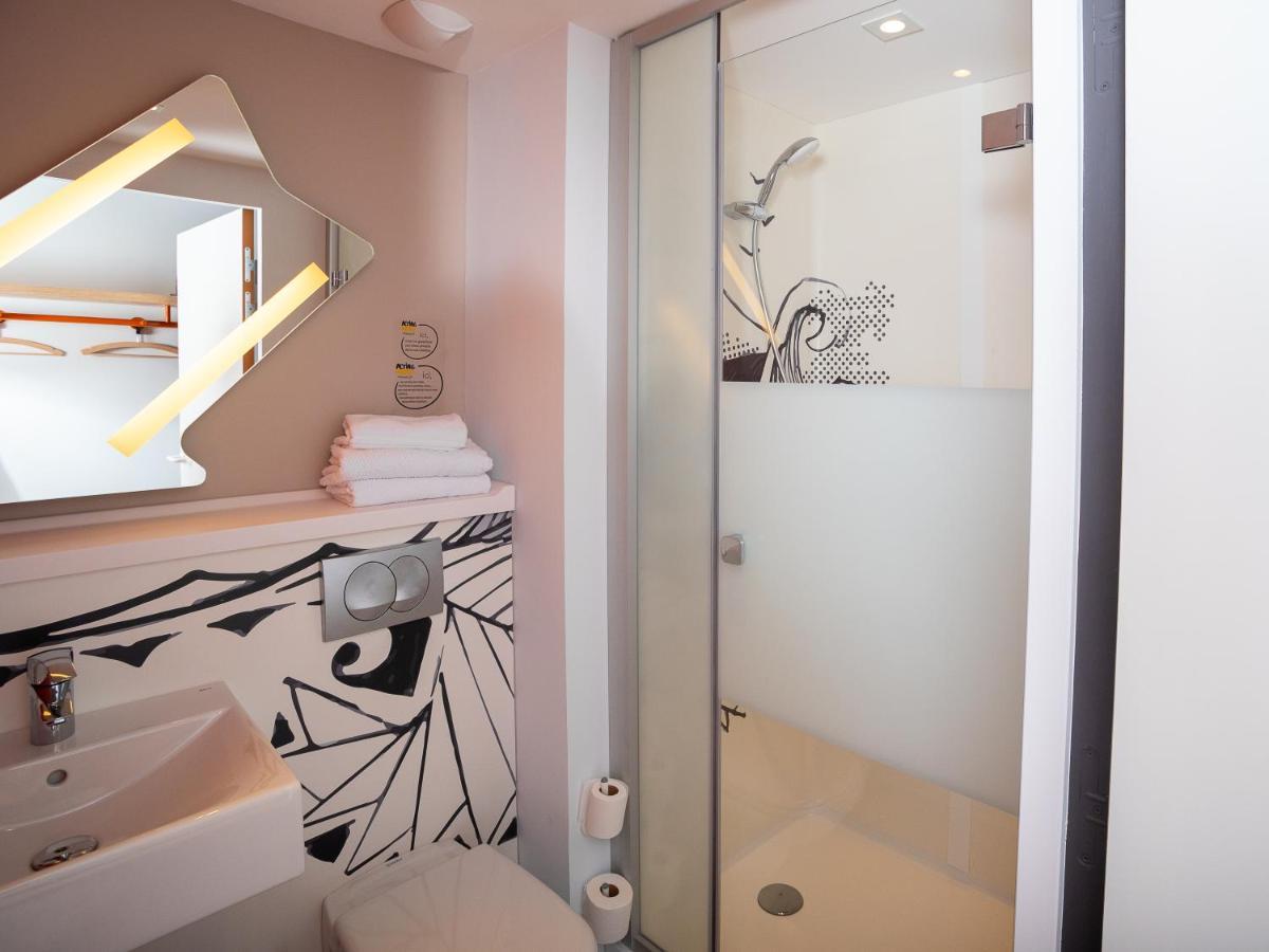 Ibis Budget Cognac Châteaubernard Exteriör bild