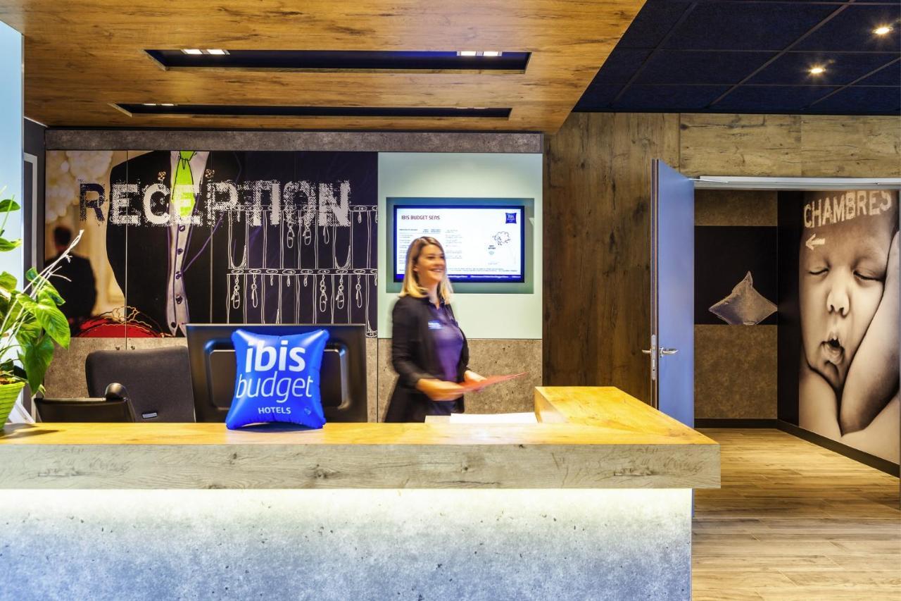 Ibis Budget Cognac Châteaubernard Exteriör bild