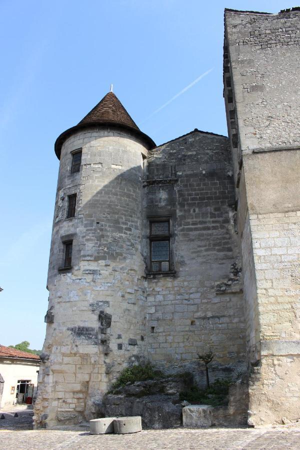 Ibis Budget Cognac Châteaubernard Exteriör bild