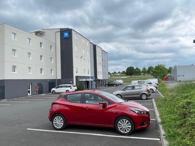 Ibis Budget Cognac Châteaubernard Exteriör bild